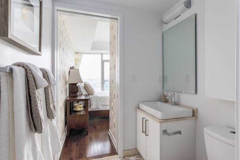 Bathroom 5, Panoramic 2 Bed CN Tower View parking, Toronto