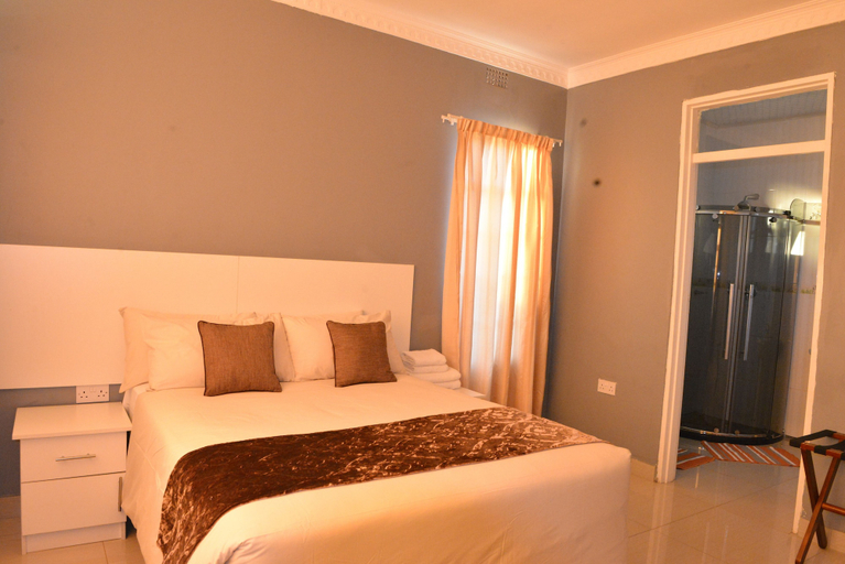 Bedroom 3, Asante Apartments, Livingstone