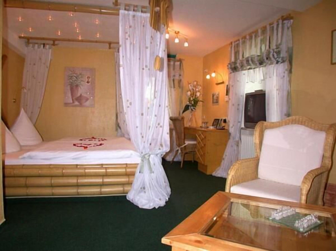 Bedroom 3, Untere Mühle 1, Augsburg