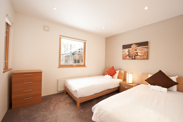Bedroom 3, Avalon, Kutchan