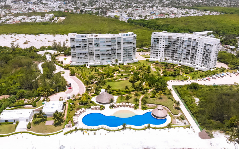 Exterior & Views 2, BRISA Beachfront Studio- Amazing Oceanview, Isla Mujeres