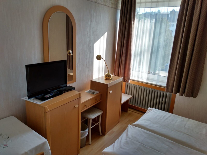 Bedroom 3, Hotel Stadthalle Stolberg, Städteregion Aachen