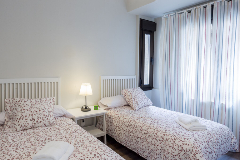 Bedroom 3, Pensión Oasis, Zamora