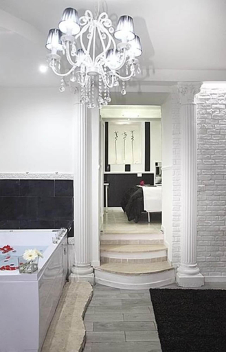 Room amenity 4, Sermoneta Apartments, Napoli