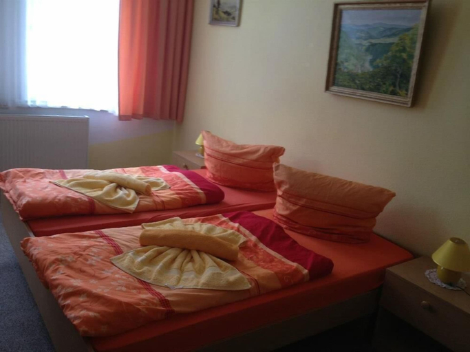 Bedroom 3, Hotel Weißes Roß, Harz