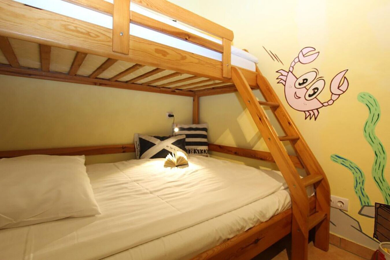 Bedroom 2, Haus Krabbe, Vorpommern-Rügen