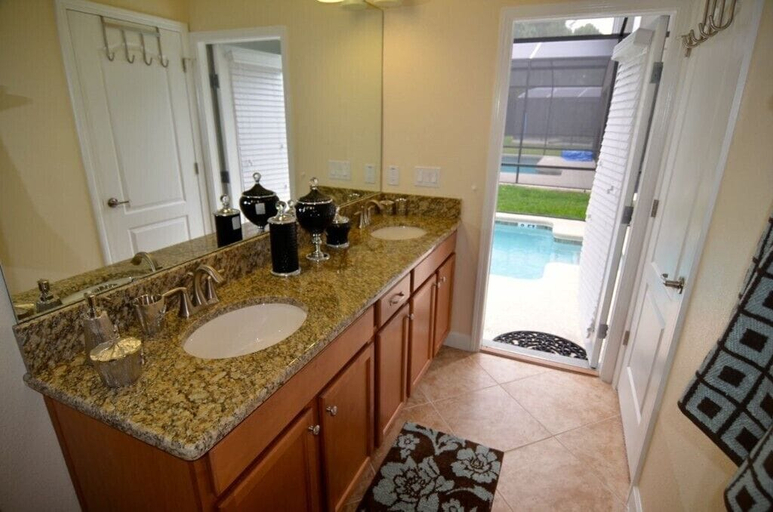 Others 4, 2985bpr, Osceola