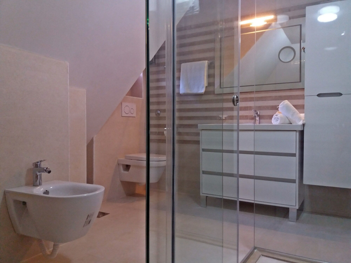 Bathroom 3, Luxury Villa with swimming pool Panorama