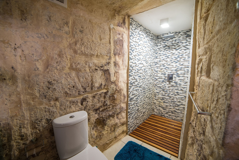 Bathroom 3, TA - Casa Rooms