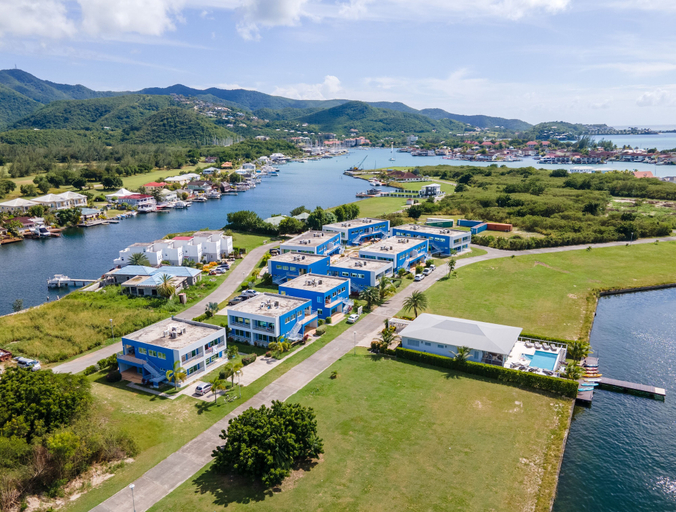 Exterior & Views 2, Harbour Island Residences