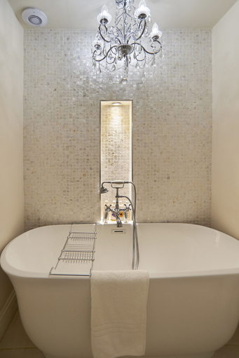 Bathroom 3, Hydrangea House, Kent