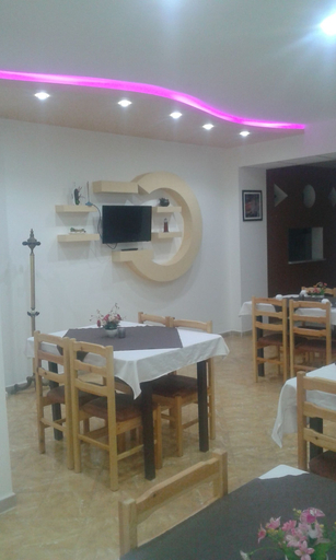 Food & Drinks 3, Remes hotel, Constantine