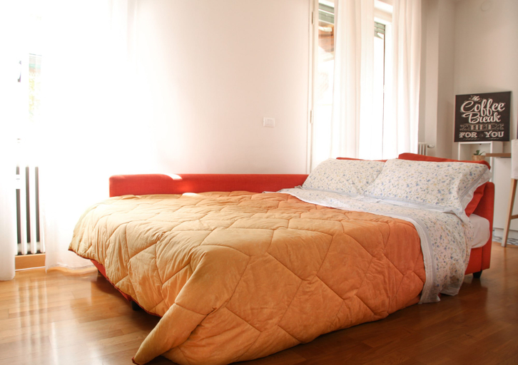 Room 2, Secret Garden Via San Rocco - Flat in Bo, Bologna