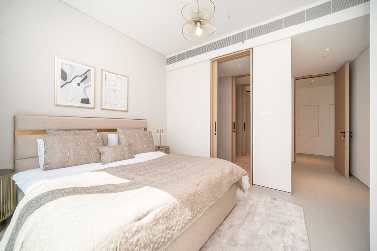 Room 5, Jumeirah Gate Tower - Luton Vacation Homes, Dubai