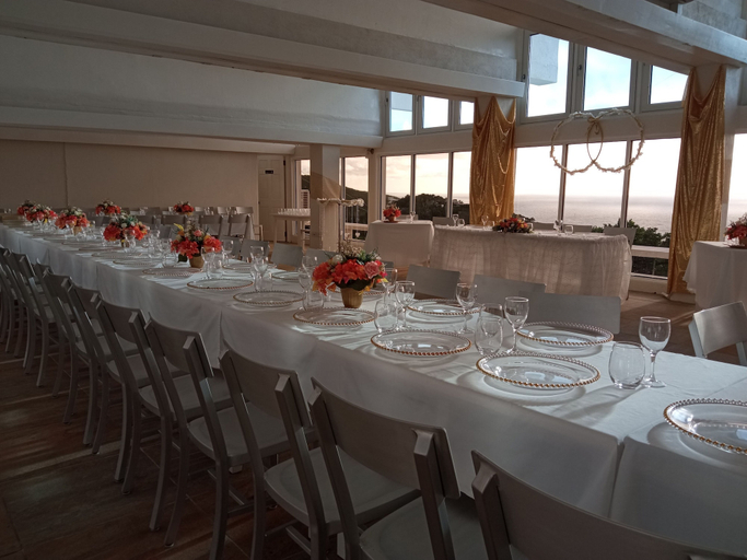 Food & Drinks 5, Spring Hotel Bequia