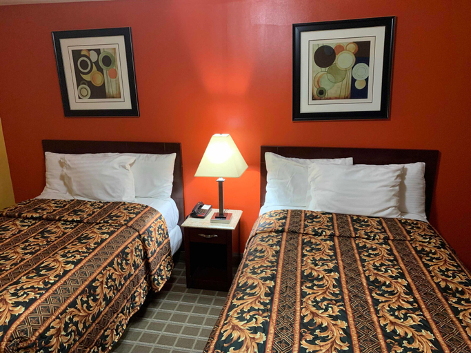 Bedroom 2, Scottish Inns, Burlington