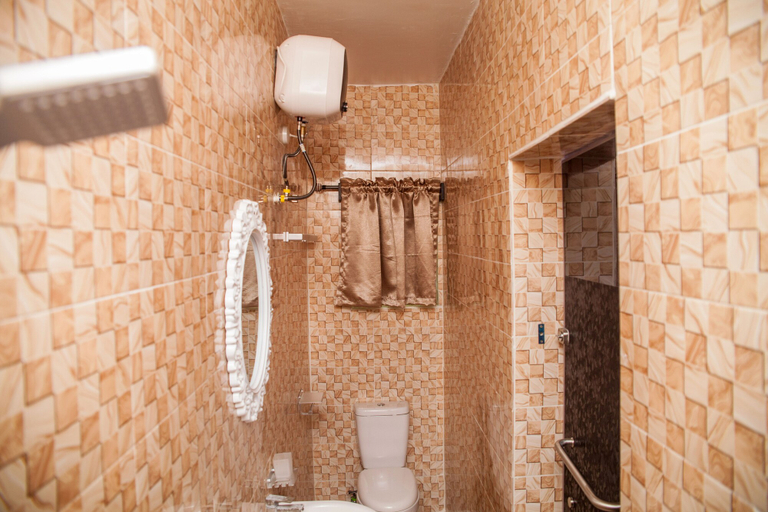 Bathroom 4, Emmy Hotels and Suites, Eti-Osa