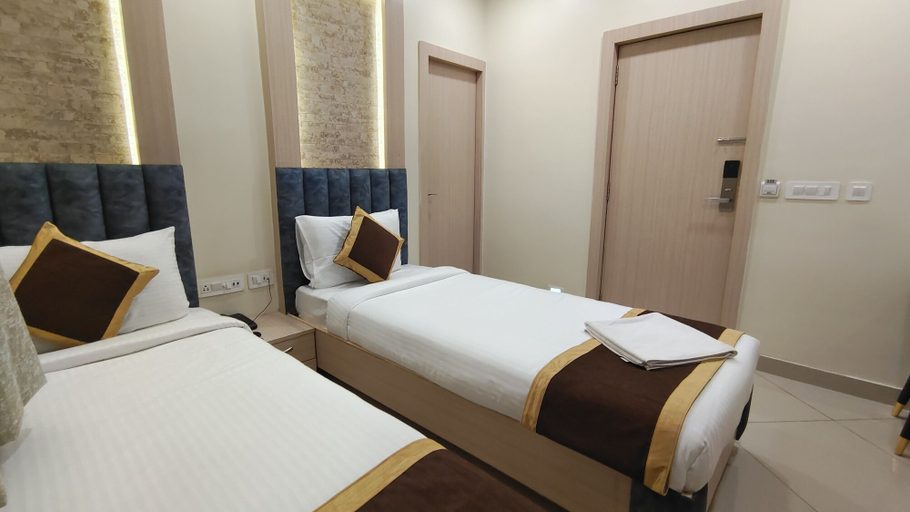 Bedroom 4, The Panash Hotel & Banquets, Kolkata