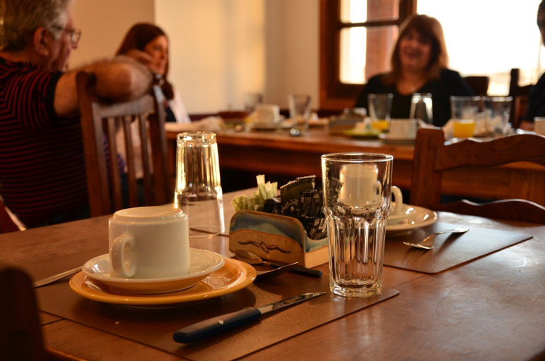 Food & Drinks 6