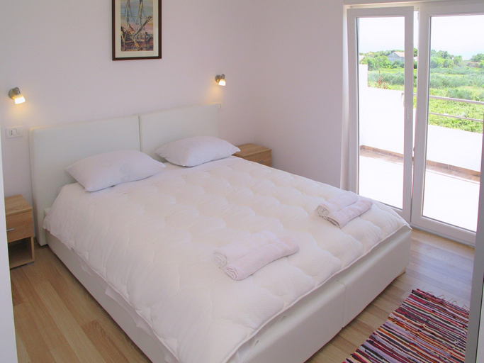 Bedroom 3, A1 - Modern apt With Balcony, sea View & Parking, Sućuraj