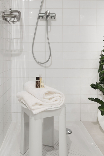 Bathroom 4, Hotel del Porto, Verona