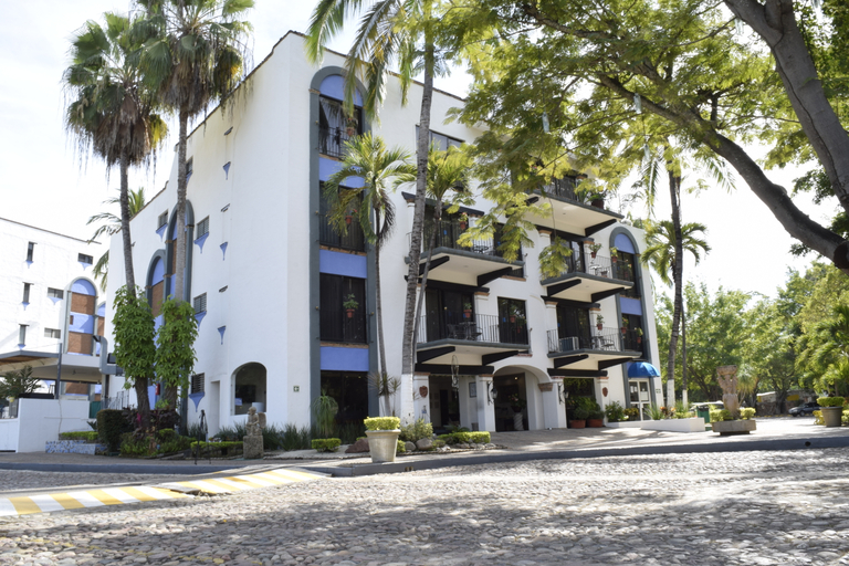 Exterior & Views 2, Hotel Puerto de Luna Pet Friendly & Family Suites, Puerto Vallarta