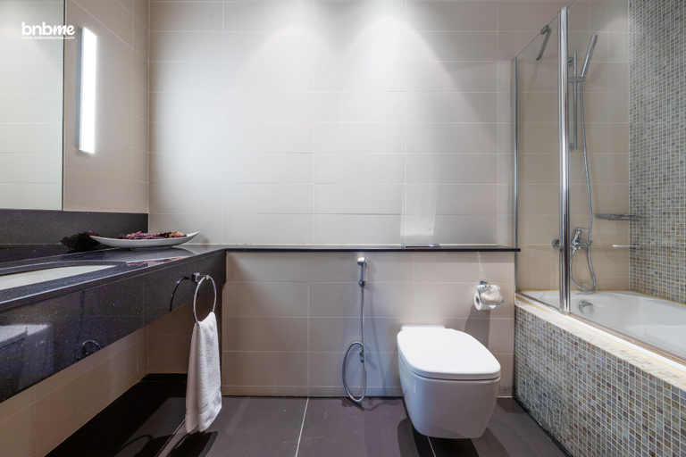 Bathroom 3, bnbme 2B-CentralPark-2142, Dubai
