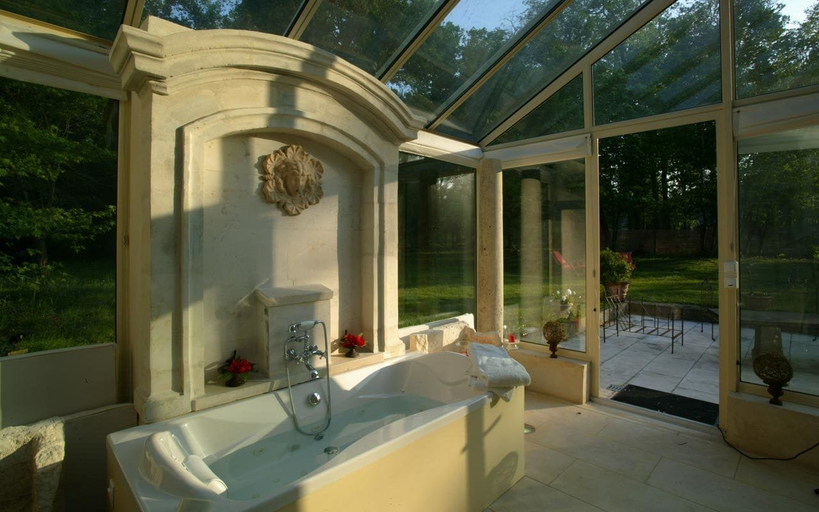 Bathroom 5, Château de Chambiers, Maine-et-Loire