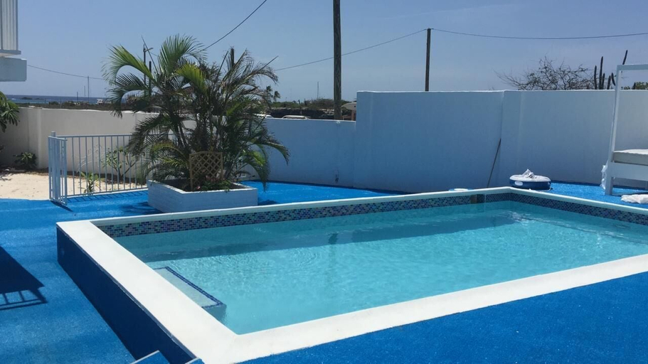 Sport & Beauty 3, Ocean Front Property - Villa 4 Aruba w pool view