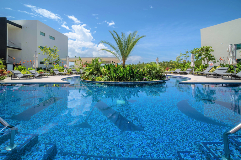 Sport & Beauty 5, Cayman Luxury Rentals at One Canal Point