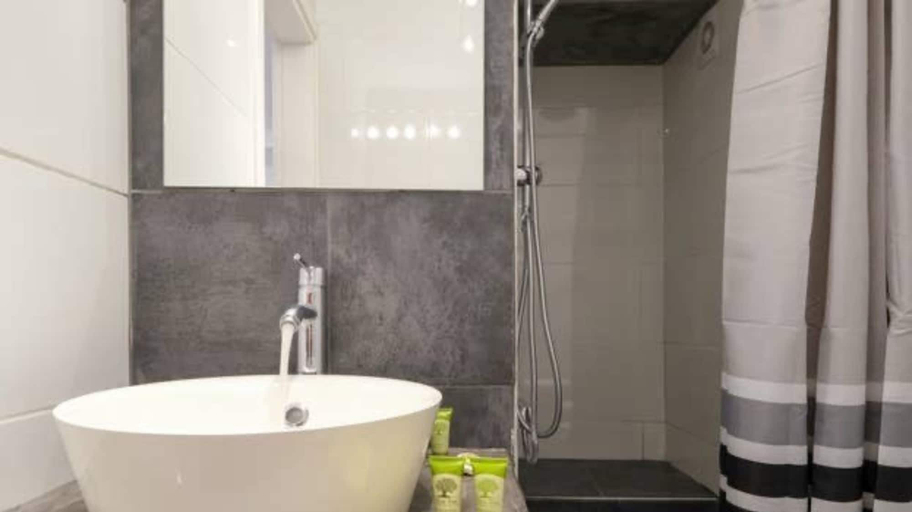 Bathroom sink, Wonderful Renovated Studio In Thisio, Attica