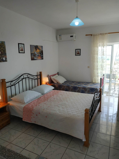 Bedroom 2, Paschalia Sea View Studios, Central Macedonia