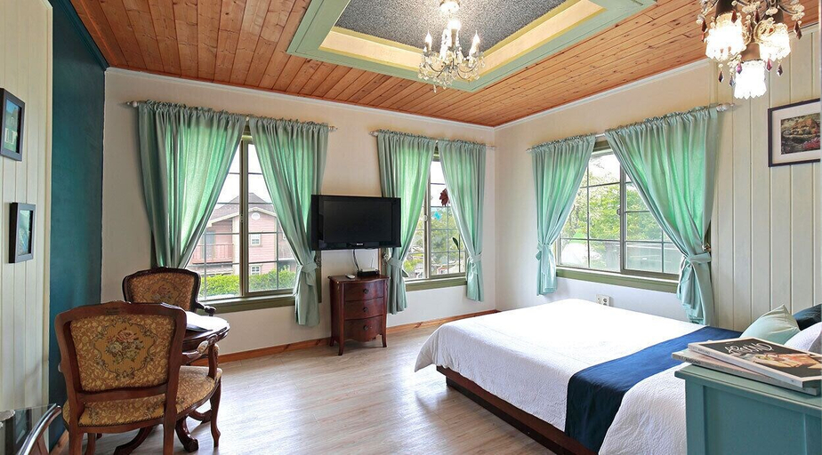 Bedroom 3, Gyeongju Europe Village Pension, Gyeongju