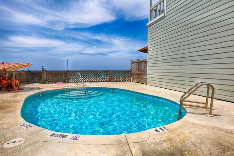 Sport & Beauty, Southern Exposure Townhome by Panhandle Getaways, Bay