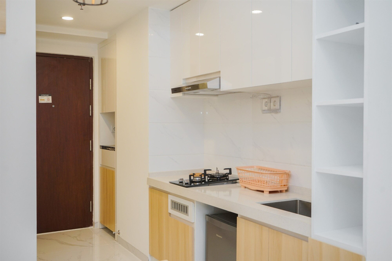 Others 3, Cozy Studio Room At Sky House Bsd Apartment, South Tangerang