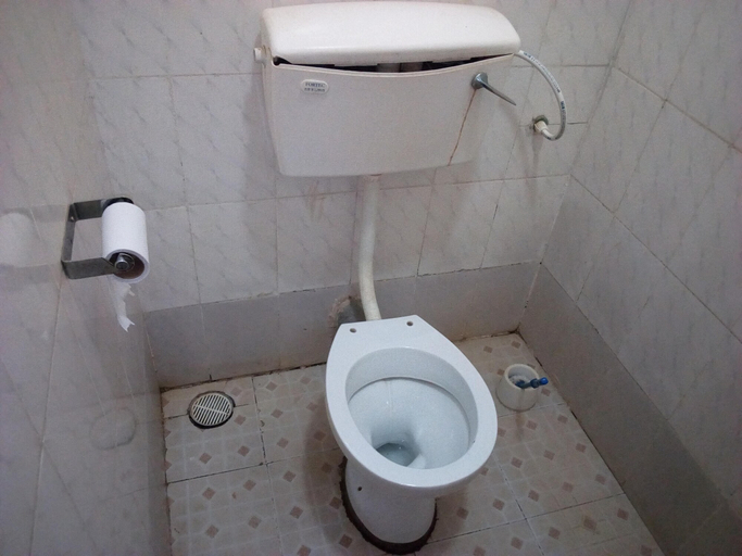Bathroom 3, Pinnacle Guest House, Mwingi Central