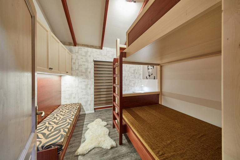 Bedroom 2, Cerna Kcg350 in Cermn, Trutnov
