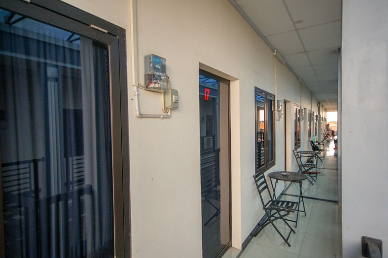 Others 4, OYO 247 Wisma Merdeka Syariah, Palembang