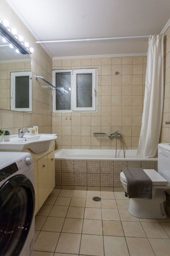 Bathroom, Nima's Beach Apartment, Crete