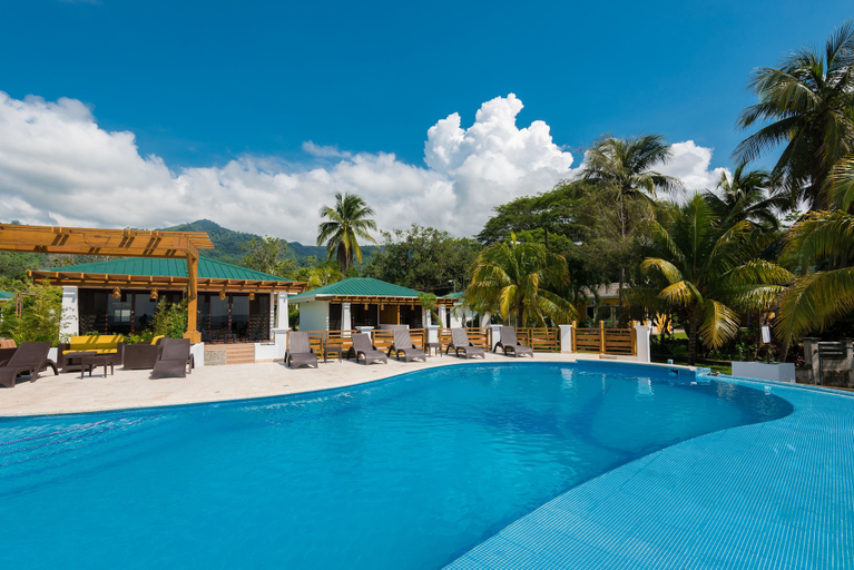 Sport & Beauty 3, Paraiso Rainforest and Beach Hotel, Omoa