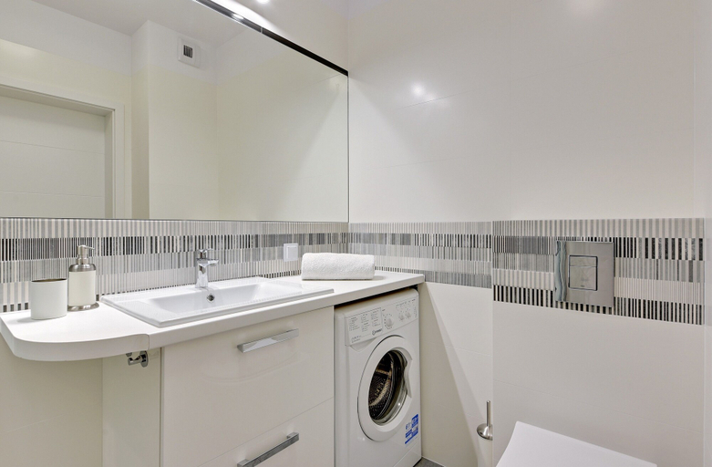 Bathroom 4, Apartamenty Apartinfo Bastion Walowa, Gdańsk City