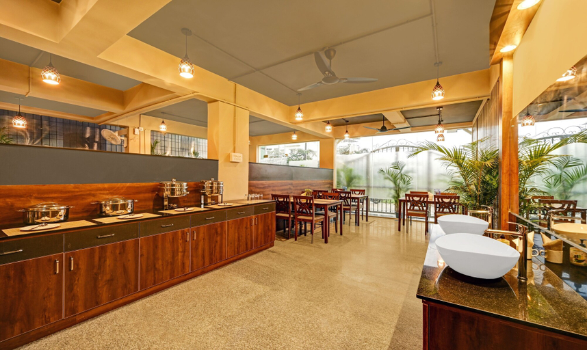 Food & Drinks 4, Treebo Worldtree Manyata Thanisandra, Bangalore