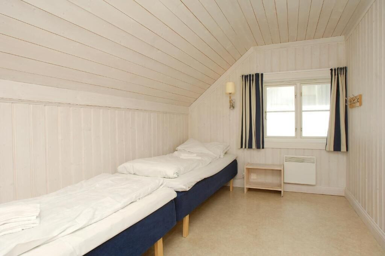 Bedroom 2, Hotel Lyngørporten, Tvedestrand