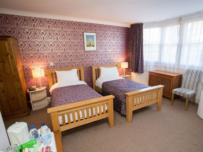 Bedroom 2, The Buttery Hotel, Oxfordshire