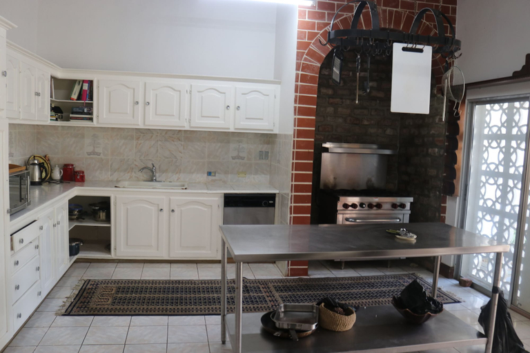 Others 5, Mohagany House