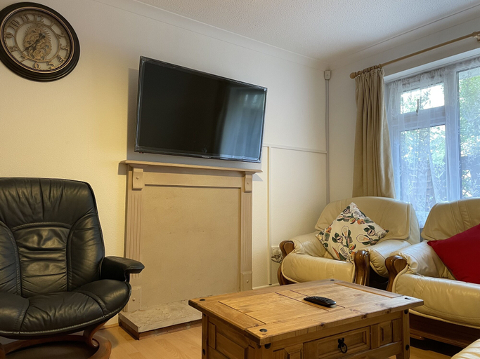 Others 4, Tivoli Bungalow, North Somerset