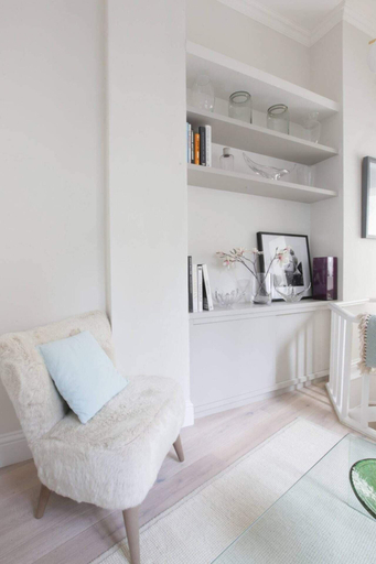 Others 5, Newly Refurbished 1 Bedroom in Vibrant Notting Hill, London