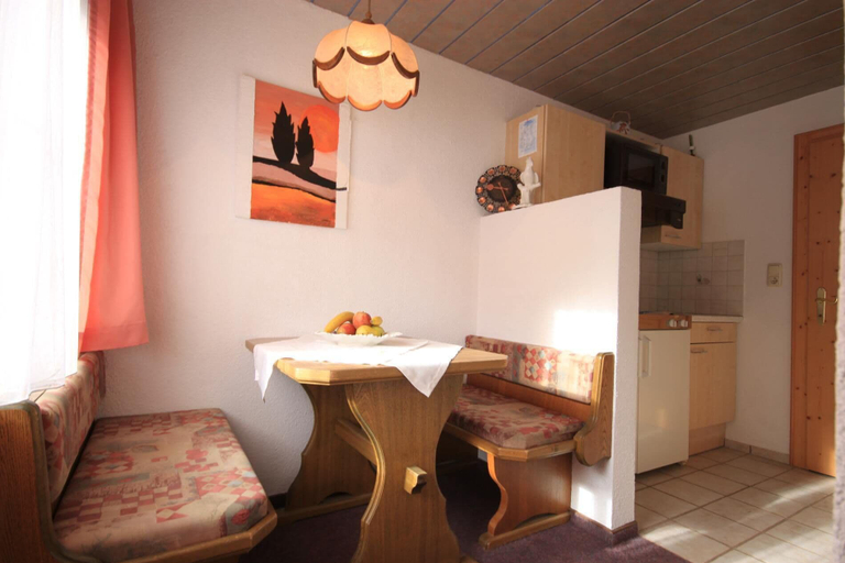 Others 4, Haus Hrabovsky, Imst