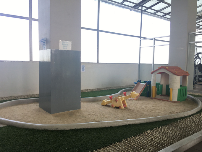 Others, Cozy Studio Apartment with Great View at Oxford Jatinangor, Sumedang