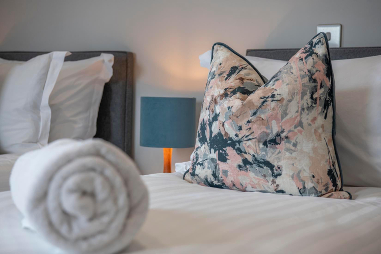 Bedroom 5, The Quadrant - The Garret, York